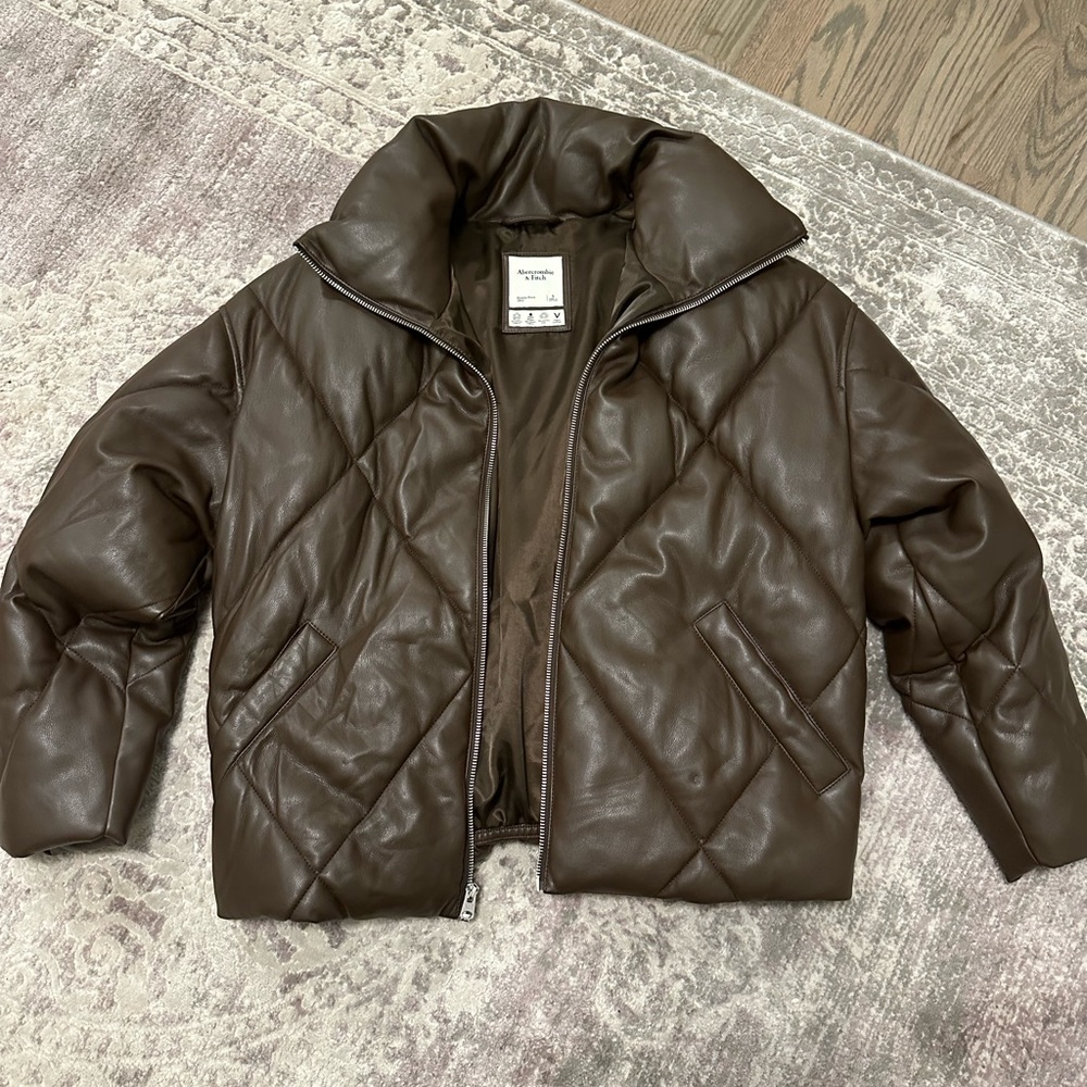 Abercrombie vegan leather quilted puffer